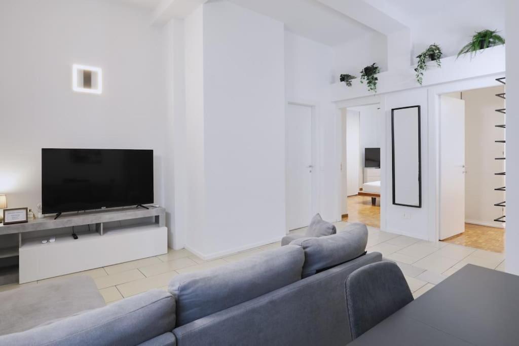 Lenny'S Central Apartment Milan Exterior photo